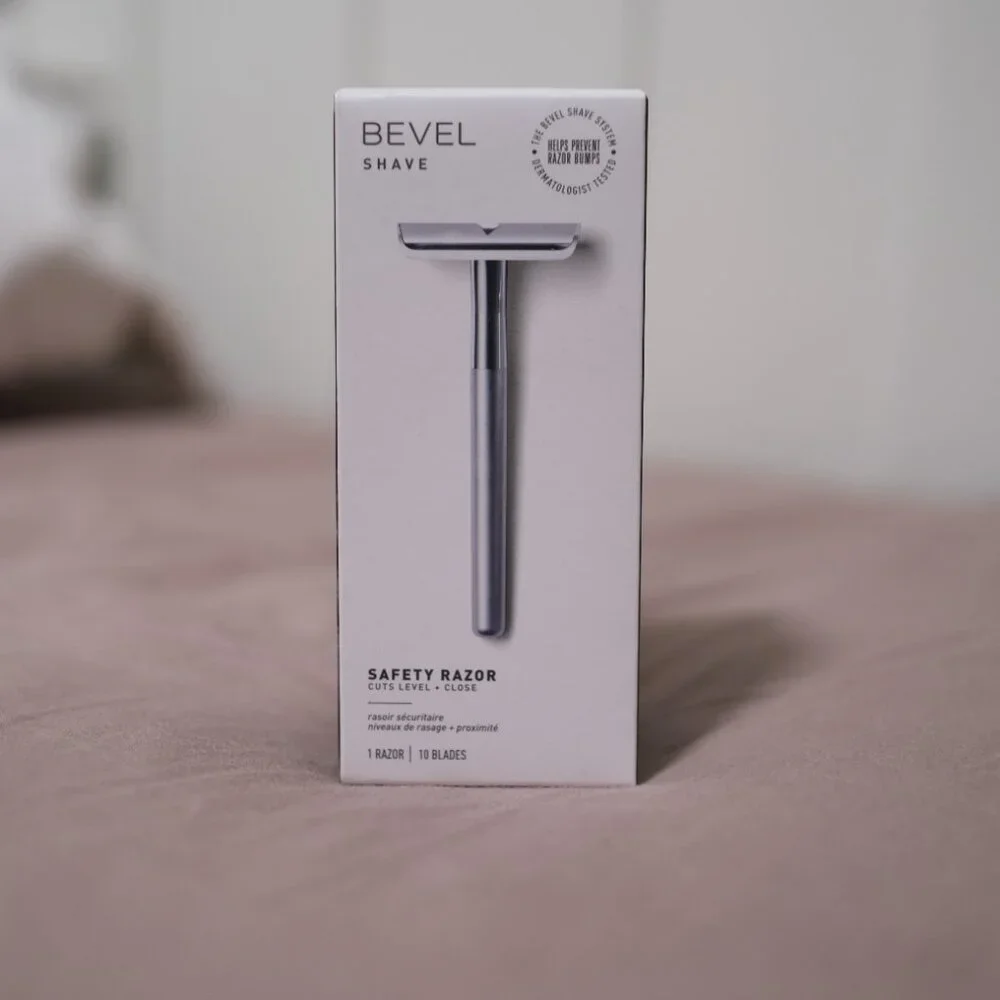 Bevel Shave Safety Razor + Shave Cream with Aloe Vera Set | 1 Razor, 10 Blades